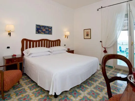 Superior, Sea View, Terrace, Hotel Aurora Amalfi 1/1