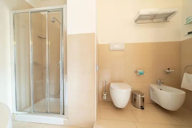 جناح جونيور، Hotel Parco Delle Fontane 8/10