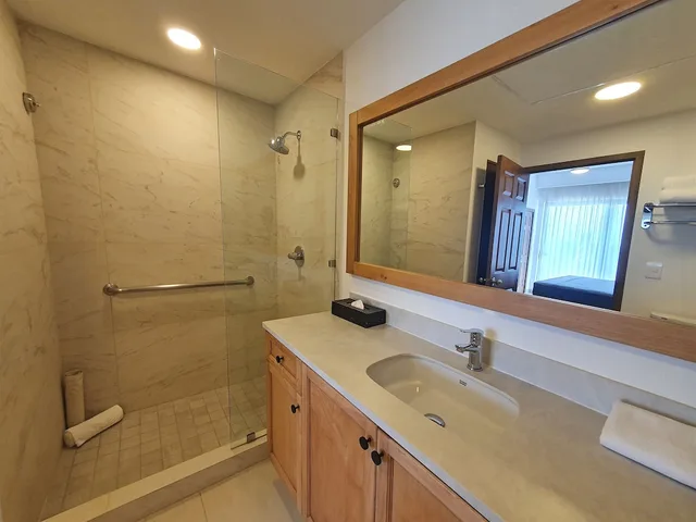 2 Bedrooms, Coba, Superior, Suite, King and Twin Beds, Sofa، Paradise Village Beach Resort & Spa 3/3