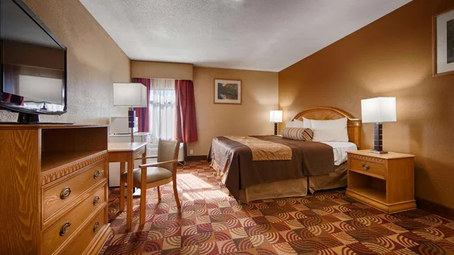 Deluxe, King Bed, Best Western Martinsville Inn 7/10