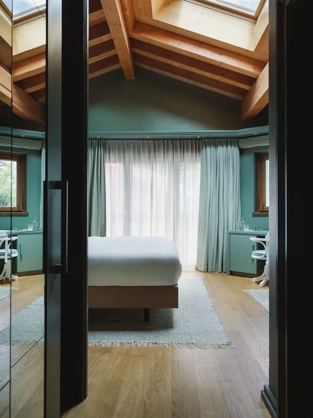 غرفة بسرير كينج بإطلالة، Parkhotel Beau-Site 8/10