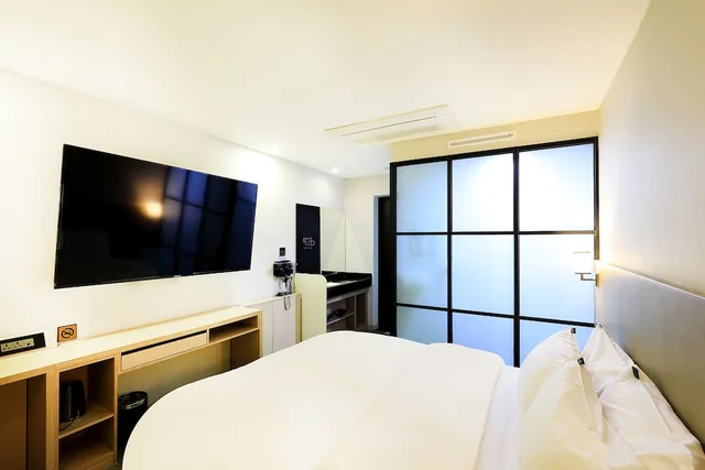 غرفة ديلوكس بسرير مزدوج، CS Avenue Hotel 4/10