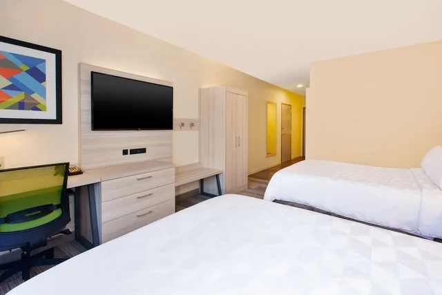 غرفة قياسية بسريرين كوين لذوي الإعاقة، Holiday Inn Express Hotel And Suites Absecon Atlantic City Area 3/6
