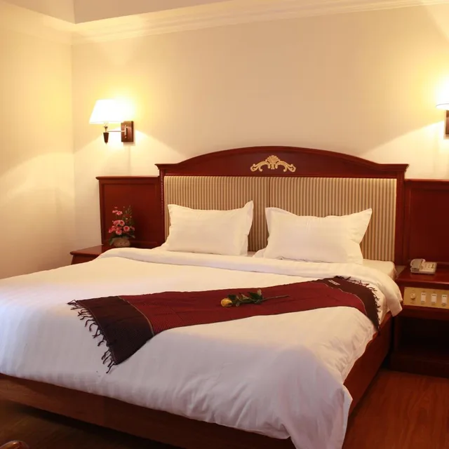 جناح، Lux Riverside Hotel & Apartment 1/2