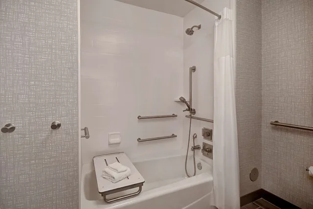 غرفة بسريرين كوين لذوي الإعاقة، Hampton Inn Tucson Downtown 3/3