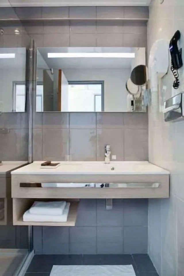 غرفة رباعية، Hotel Paris Bastille 5/10