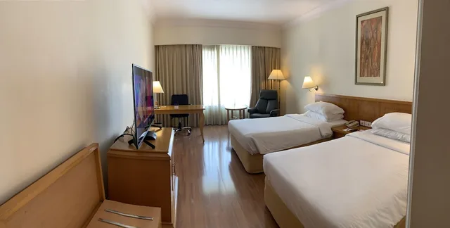 غرفة ديلوكس بسريرين منفصلين بإطلالة على المدينة، Vivanta Vadodara 2/4