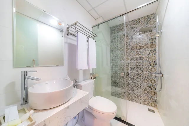 Cool, Superior, Queen Bed، Stop And Go Boutique Homestay In Hue 8/9