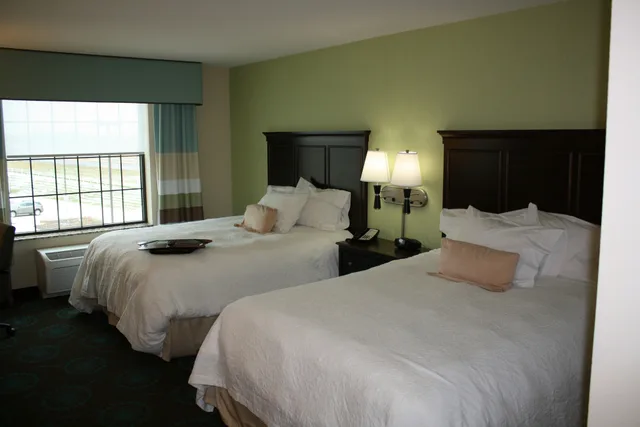 غرفة بسريرين كوين لذوي الإعاقة، Hampton Inn And Suites St Cloud 1/5