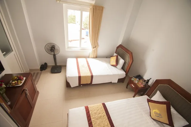 غرفة قياسية بسريرين منفصلين، Hai Long Hotel 2/4