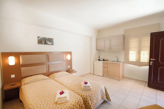 Apartment, Garden View, Sofa, Plunge Pool، Rigas Hotel Skopelos 1/2