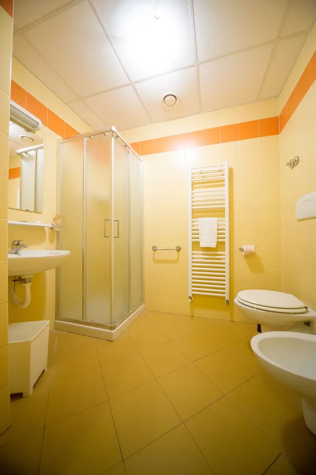 Room, Triple, 1 Queen and 1 Single Bed, Hotel Foresteria Volterra 3/3