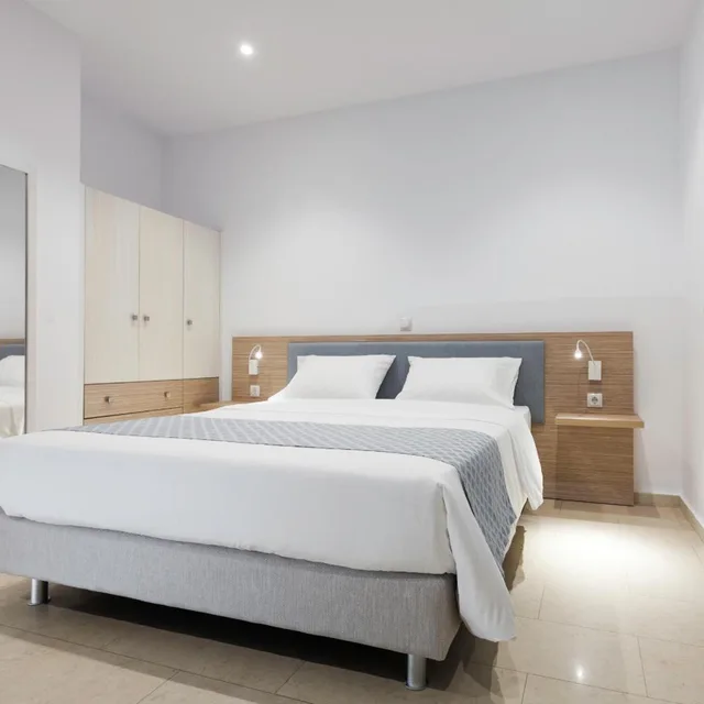 Room, Twin Beds, Mountain View, Zephyros Hotel 1/5