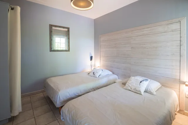 Apartment, Les Collines Iduki 4/10