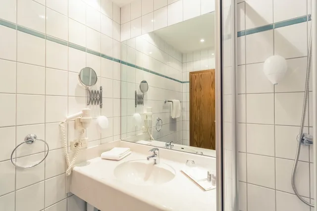 غرفة سوبيريور مفردة، Hotel Schloss Neustadt-Glewe 3/3
