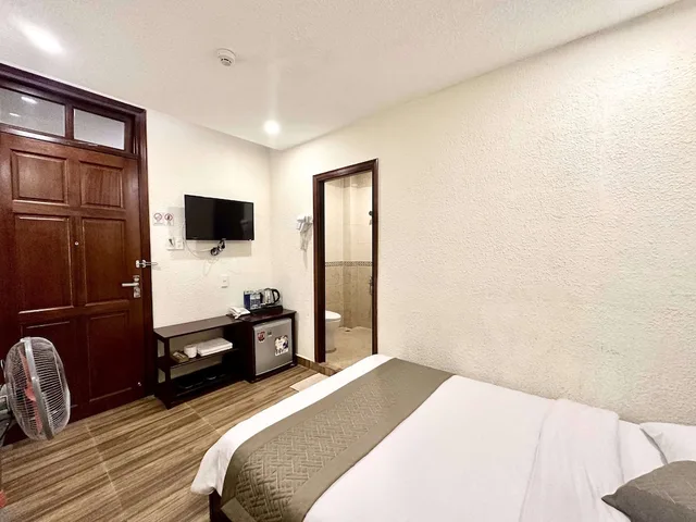 Basement, Queen Bed، Nam Xuan Premium Hotel 8/10