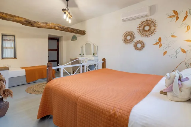 غرفة كومفورت ثلاثية بسرير مزدوج وسرير فردي، Aral Tatil Ciftligi 2/10