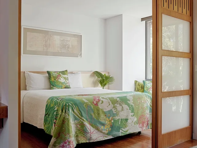 Tree Top, Family Suite, Resort, King Bed, Sofa، Crystalbrook Byron 1/2