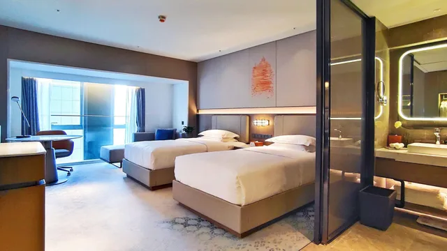 Standard, Twin Beds, Club Lounge Access, Accessible, Crowne Plaza Hohhot City Center 1/5