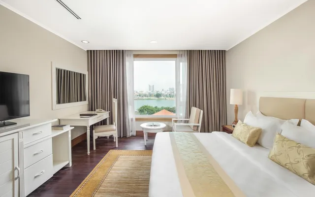 Mekong, Suite، Sokha Phnom Penh Hotel 3/10