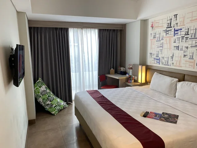 Deluxe, King Bed, Pool Access، Grand Cordela Hotel Bandung 1/2