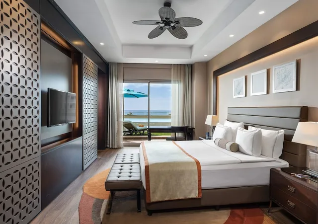 Swim Up, Suite, Double Bed, Sofa, Pool Access، Kaya Palazzo Golf Resort 2/4