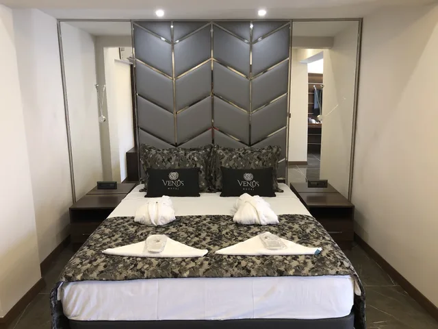 غرفة بسرير مزدوج، Venus Hotel 4/7