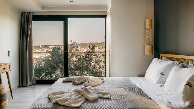 2 Bedrooms, Tree House, Private Pool، Zante Calinica 2/4