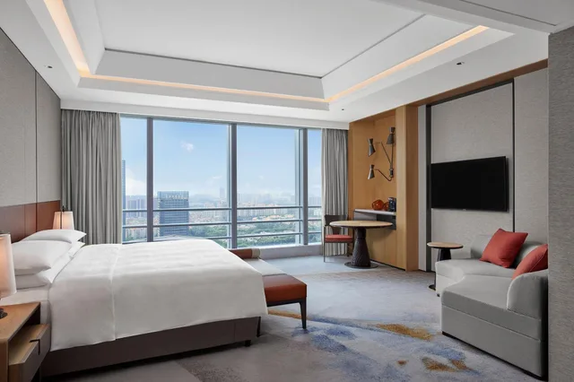 غرفة تنفيذية بسرير كينج، Sheraton Guangzhou Panyu 4/5