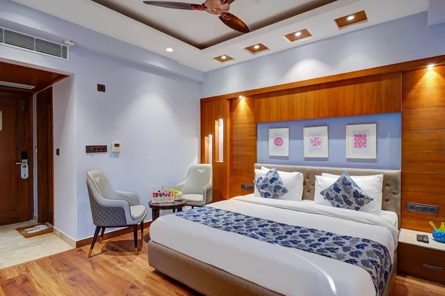 غرفة تنفيذية بسرير كينج، The Pearl Hotel 1/10