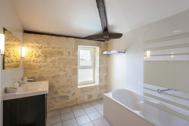 غرفة ثلاثية بسرير كوين وسرير فردي، CHATEAU FLEUR DE ROQUES 5/5