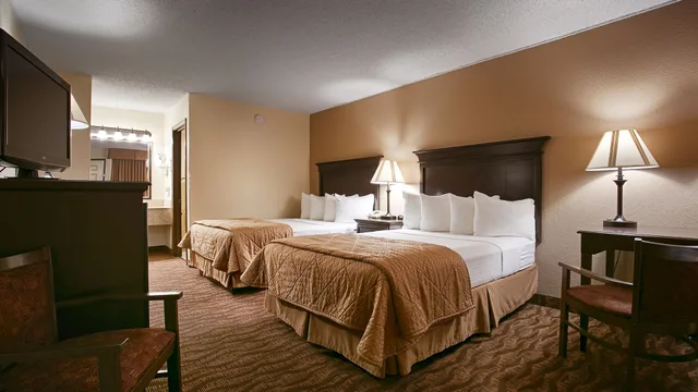 غرفة قياسية بسريرين مزدوجين، Best Western Center Pointe Inn 10/10