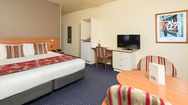 غرفة قياسية بسرير كينج، Heartland Hotel Auckland Airport 4/6