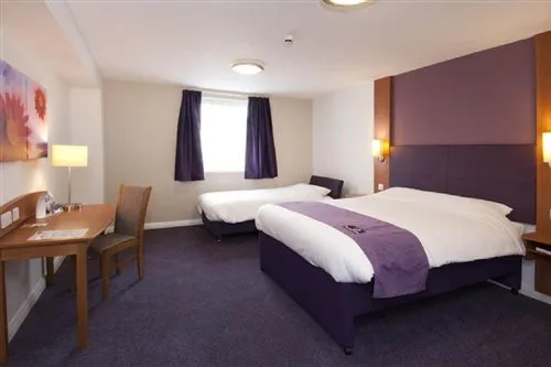 غرفة رباعية، Premier Inn Edinburgh East Hotel 1/1