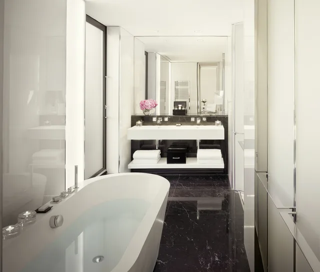 2 Bedrooms, Ultimate, Me, Penthouse, 2 King Beds، Me London Hotel 9/9