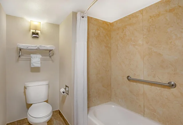 غرفة قياسية بسرير كينج، Best Western Town House Lodge 8/10