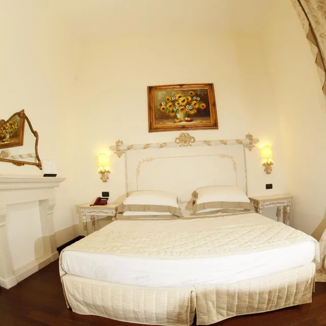 غرفة بسرير مزدوج أو سريرين منفصلين، Grand Hotel Di Lecce 2/4