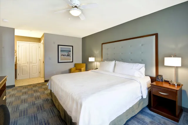 جناح بسرير كينج بغرفة نوم واحدة، Homewood Suites Wilmington Mayfaire 1/5