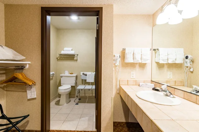 Standard, 2 Queen Beds, Accessible, SureStay Plus Hotel by Best Western Reno Airport 9/10