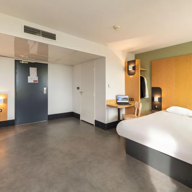 غرفة عائلية، B B Hotel Lyon Sud Etats Unis 4/7