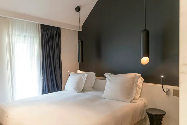 جناح، Yndo Hotel 3/4
