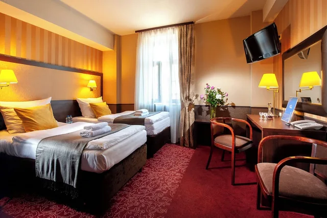 غرفة قياسية بسرير مزدوج، Hotel Wielopole 4/10