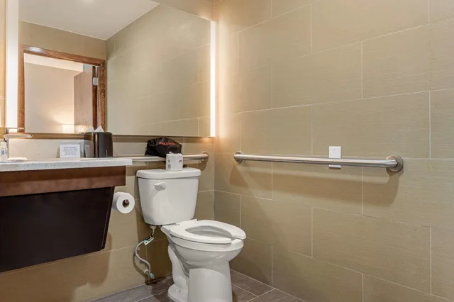 غرفة بسرير كوين لذوي الإعاقة، Comfort Inn Prospect Park-Brooklyn 10/10