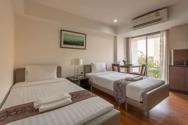 جناح عائلي بسرير كينج وسريرين منفصلين، Lily Hotel Bangkok 3/10