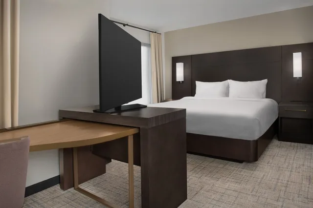 استوديو بسرير كينج مع أريكة، Residence Inn Fresno Clovis 1/2