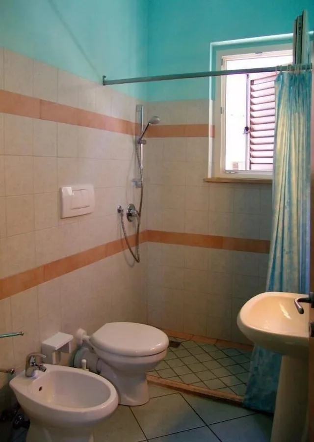 استوديو اقتصادي مع أريكة، Villaggio Verde Cupra 1/1