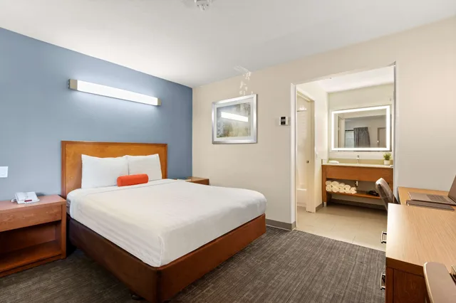 غرفة قياسية بسرير كينج، Good Nite Inn Fremont 2/4