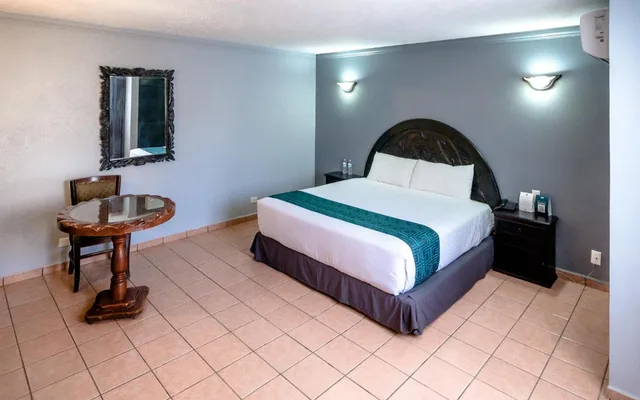 Standard, King Bed, InHouse Select Hacienda Tres Rios 8/10