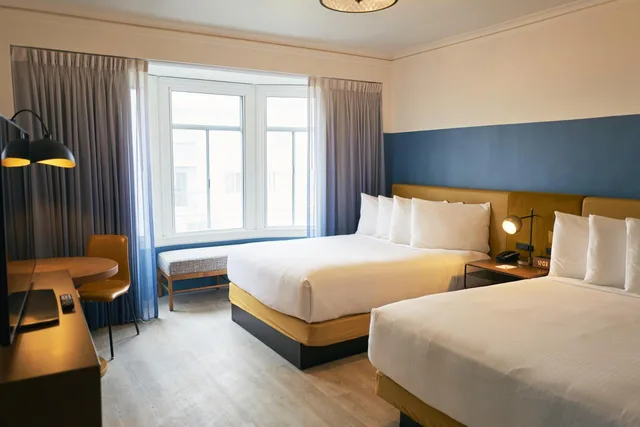 غرفة بسرير كينج لذوي الإعاقة، HOTEL JULIAN 4/4