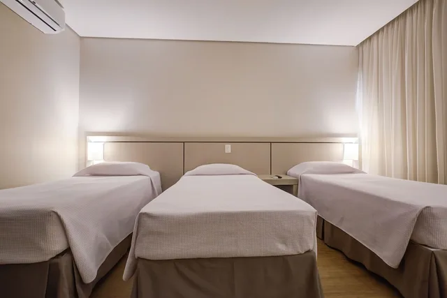 Superior Triple with Three Twin Beds، Viale Tower Hotel 3/10